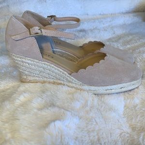 Talbots espadrilles with Jute heel & ankle strap 7.5